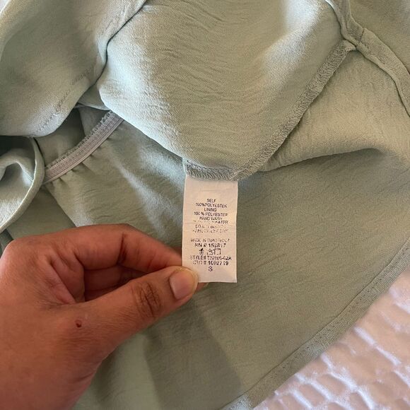 Altar'd State Women’s Boho Green Peplum Blouse Pastel Summer Tie Back Top  S - Picture 8 of 8